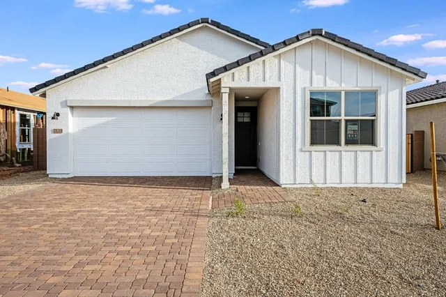 hj-az-phx-asante-discovery-sandstone-lot-1037-front-002
