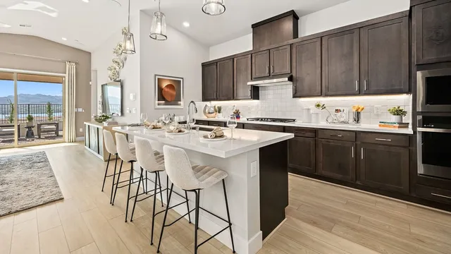 284 Museo Del Parco Drive in The Amara Collection at Portofino at Lake Las Vegas — representation photos