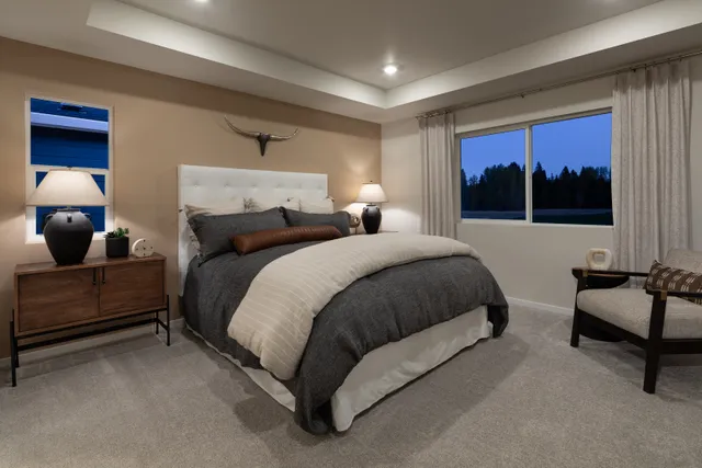 Woodin Creek Station Oakridge Primary Bedroom.jpg
