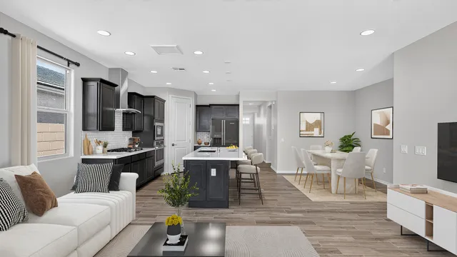 38048 N Hackberry Street in Combs Ranch Landmark Collection — interior