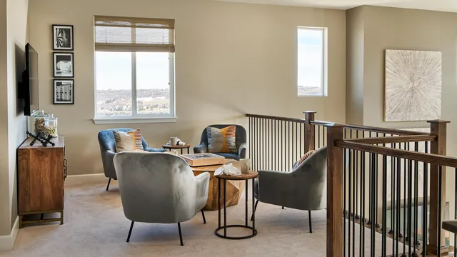 16 Taylor-Morrison-Crystal-Valley-The-Copper-02-14-23-Stair-Landing-Web