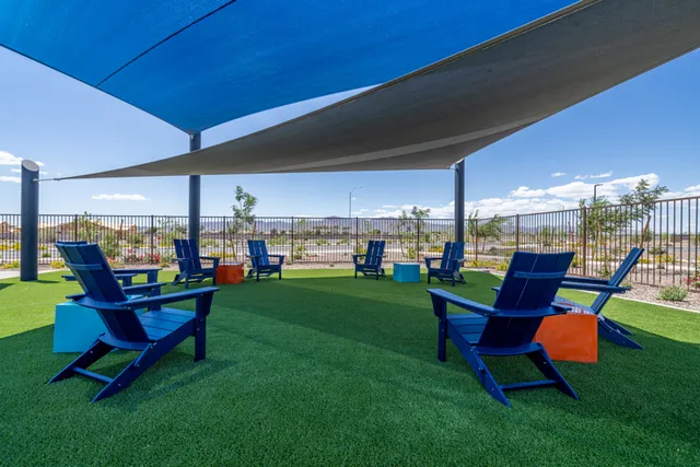 Allen Ranches Seating Area at Pool_2
