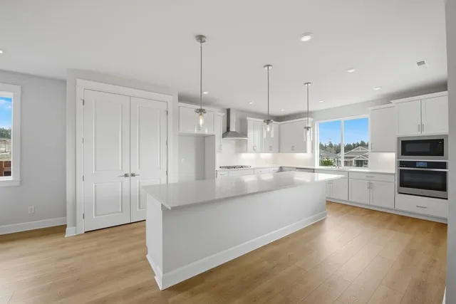 2926 Balsamroot Dr SE in Ovation at Oak Tree — interior