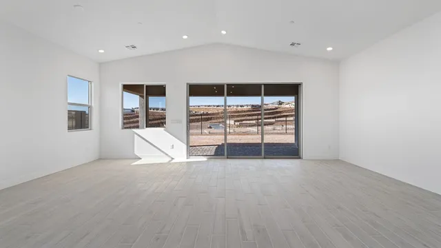 292 Museo Del Parco Drive in The Amara Collection at Portofino at Lake Las Vegas — representation photos