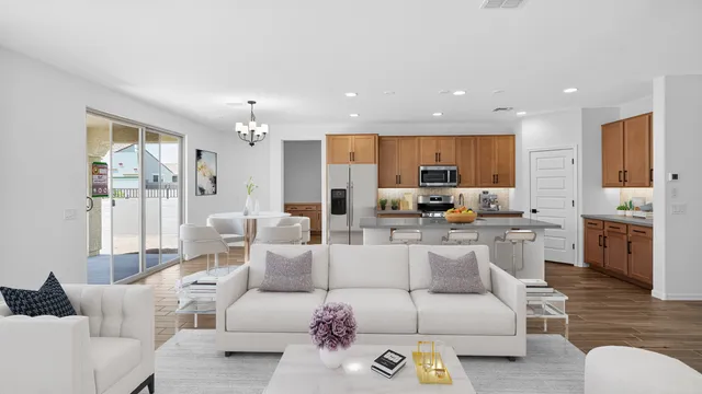 10223 W Mitchell Avenue in Parkside Los Cielos Collection — interior