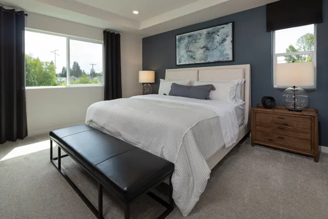 512 SW 31st Street in Woodin Creek Station — representation photos