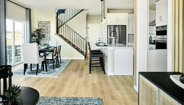 14846 Arbor Boulevard West in Parterre Horizon Collection — representation photos