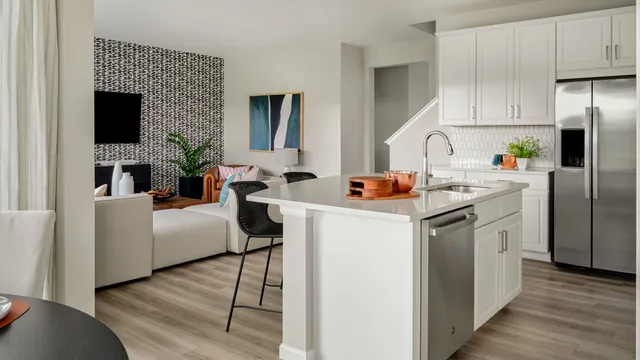 Taylor-Morrison-Trailstone-04-15-24-Granby-Kitchen-Living-Web