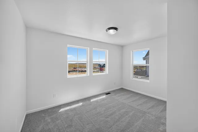 28425 E 4th Avenue in Sky Ranch — interior