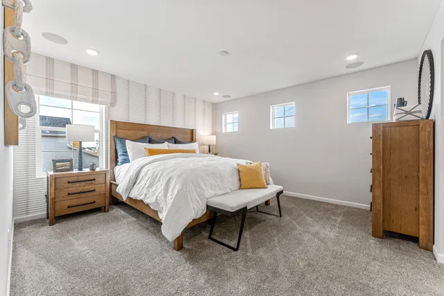 4 master bedroom