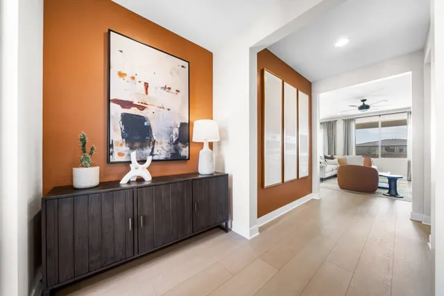 Foyer 4