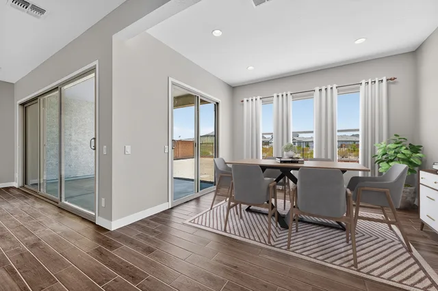 31586 N Goldfield Road in Ladera Trails Venture II Collection — interior