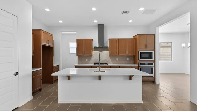 16368 S 182nd Avenue in CantaMia at Estrella 55+ — interior