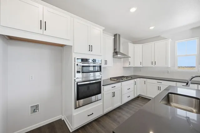 3591 Recess Lane in Macanta City Collection — interior