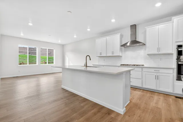 17146 W 92nd Loop in Trailstone City Collection — interior