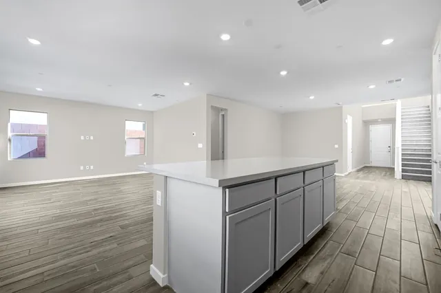 58 Via Montoro in Verona at Lake Las Vegas — interior