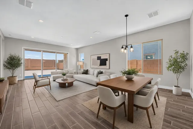 21055 S 190th Way in Legado Voyage Collection — interior