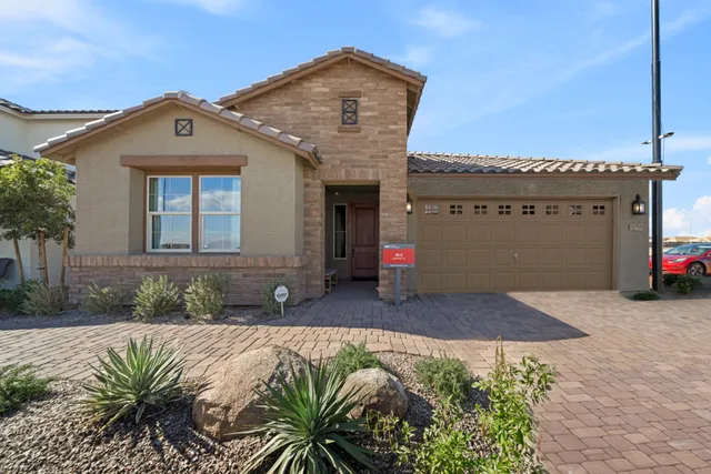 Parkside Los Cielos RM2 Front Elevation