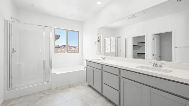 46 Via Montoro in Verona at Lake Las Vegas — representation photos