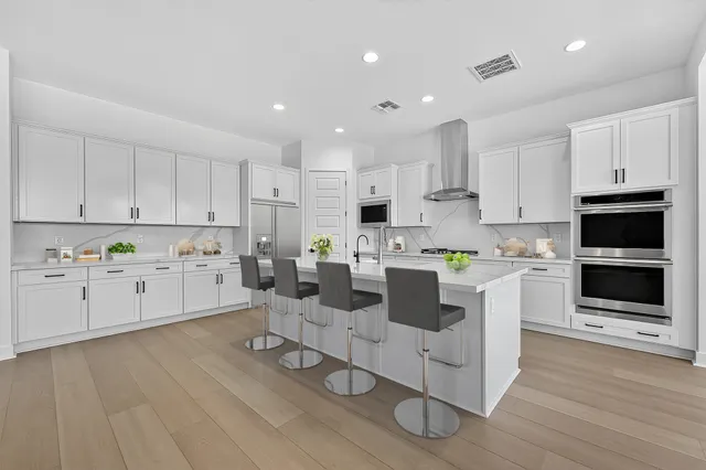 20728 E Via Del Oro in Ellsworth Ranch Landmark Collection — interior