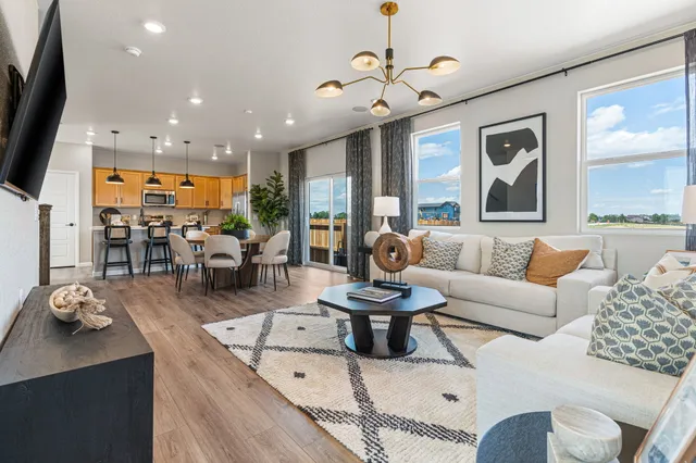 336 N Bersshine Court in Sky Ranch — representation photos