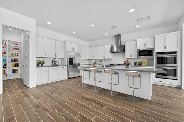 31554 N Goldfield Road in Ladera Trails Venture II Collection — interior