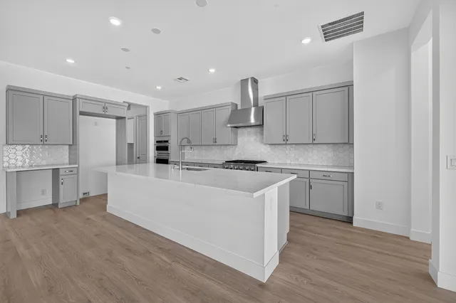382 Tigullio Avenue in The Coletta Collection at Portofino at Lake Las Vegas — interior