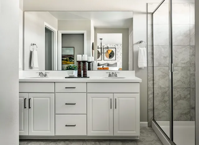 Taylor-Morrison-Trailstone-04-15-24-Granby-Primary-Bathroom-Web
