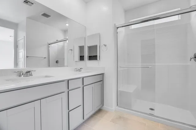 4355 E Brusca Way in Ovation at Mountain Falls 55+ — interior