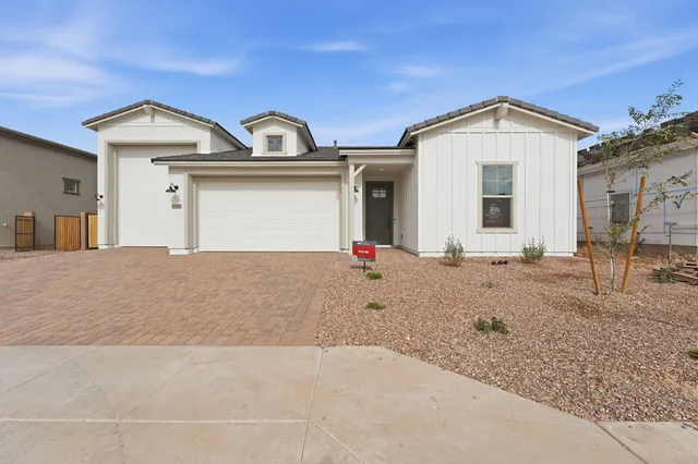 4744 E Serviceberry Lane — new home in Combs Ranch Journey Collection