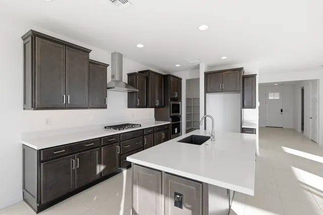 4-asante-encore-triumph-lot-21043-kitchen-03
