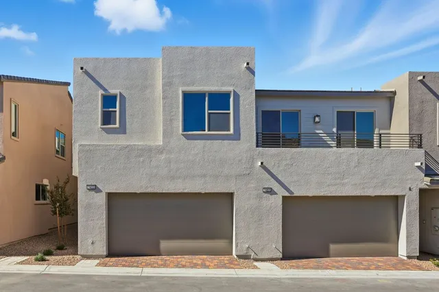 1477 Hopeful Lark Lane — new home in Lark Hill at Summerlin