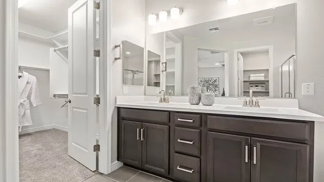 11256 N 169th Drive in Paradisi Encore Collection — representation photos