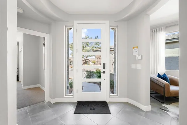 Ovation_Coronado_Foyer