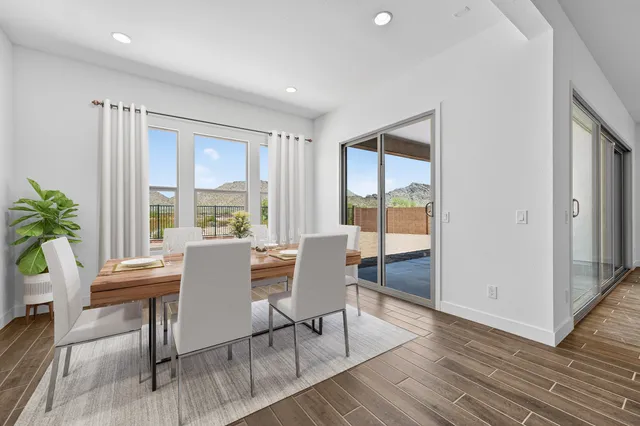 31554 N Goldfield Road in Ladera Trails Venture II Collection — interior