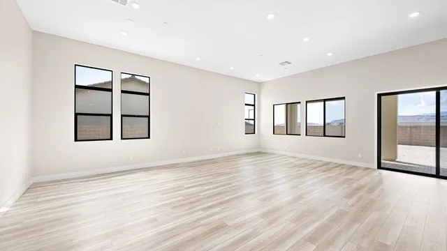 12-custom-TM - 12309 Crocker St -12
