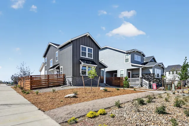 3287 N Duquesne Way in The Aurora Highlands Horizon Collection — interior