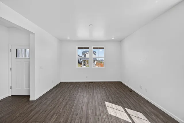 3287 N Duquesne Way in The Aurora Highlands Horizon Collection — interior