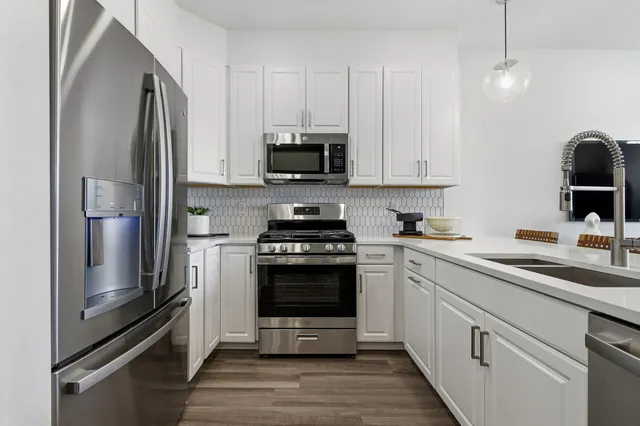 Discovery_Kitchen