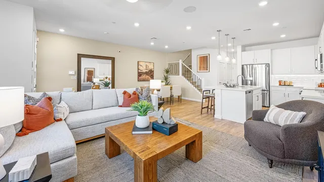 1462 Song Lark Lane in Lark Hill at Summerlin — representation photos