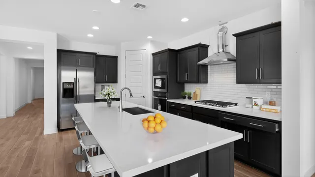 17065 W Hope Drive in Paradisi Encore Collection — interior