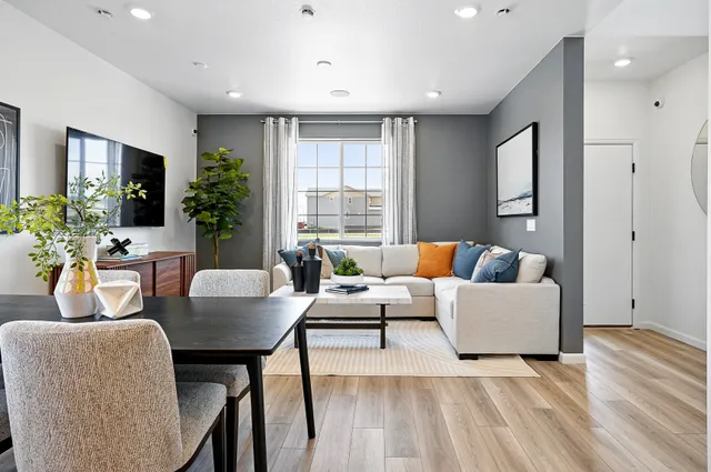 6820 Parterre Parkway North Unit 5 in Parterre Townhomes - The Westerly Collection — representation photos