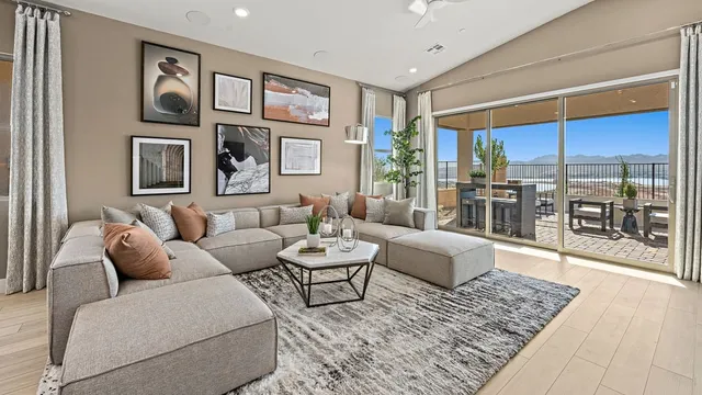 284 Museo Del Parco Drive in The Amara Collection at Portofino at Lake Las Vegas — representation photos