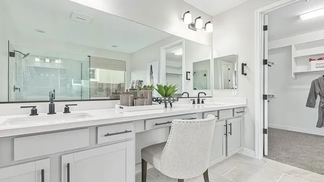 8822 W Colter Street in Stonehaven Encore Collection — representation photos