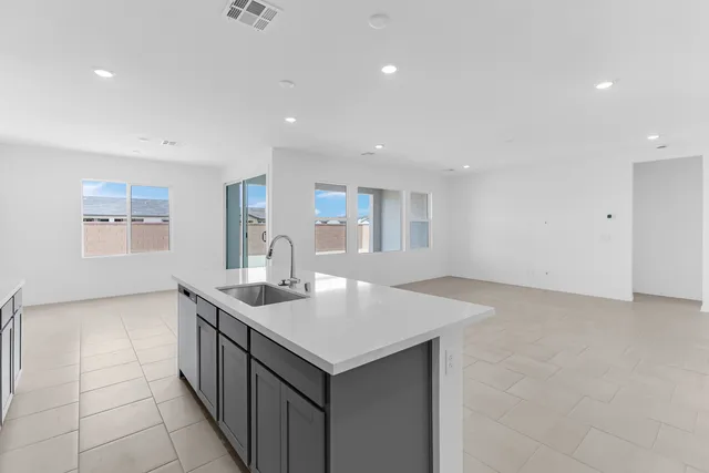4539 S Maffeo Street in Ovation at Mountain Falls 55+ — interior