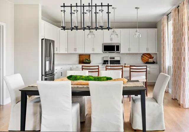 Taylor-Morrison-Trailstone-Fairmount-04-15-24-Dining-Kitchen-One-Point-Web