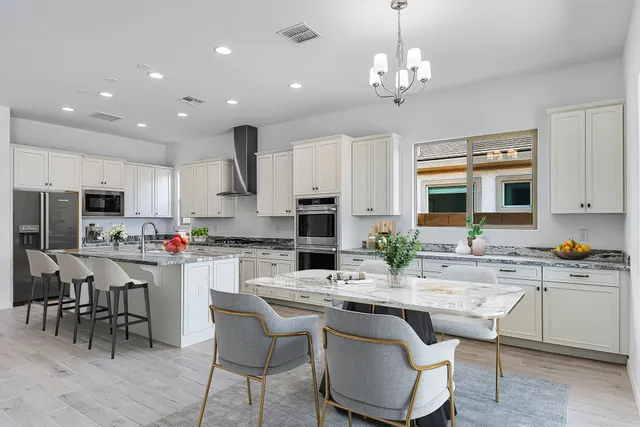 17837 W Pasadena Avenue in Allen Ranches Expedition Collection — interior