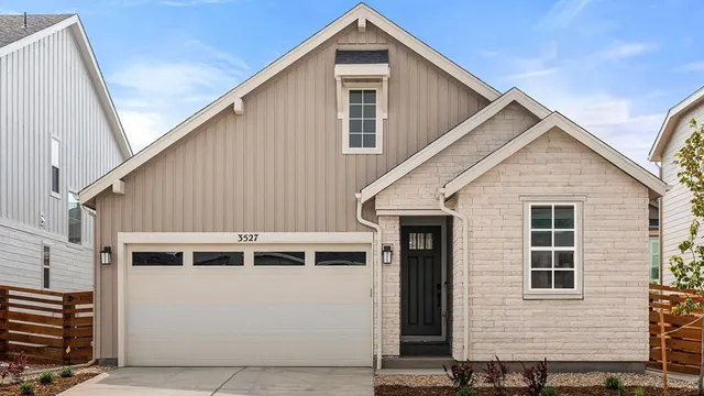 Pike floor plan at The Aurora Highlands Town Collection