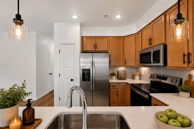 17165 W 91st Lane in Trailstone Townhomes - The Westerly Collection — interior
