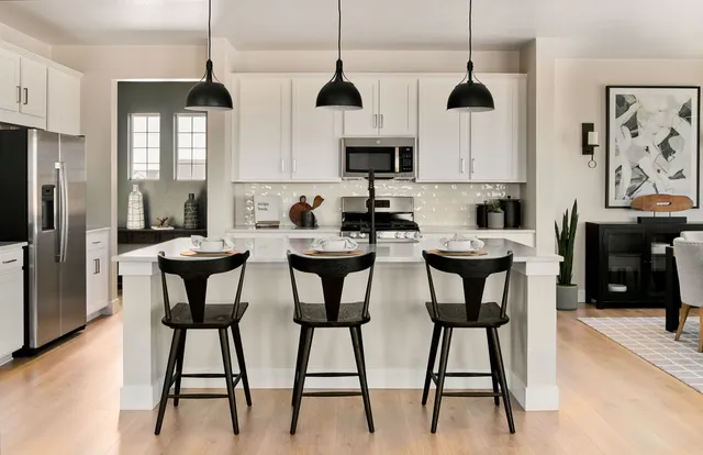 Taylor-Morrison-Independence-Ridgeway-01-23-24-Kitchen-One-Point-Web